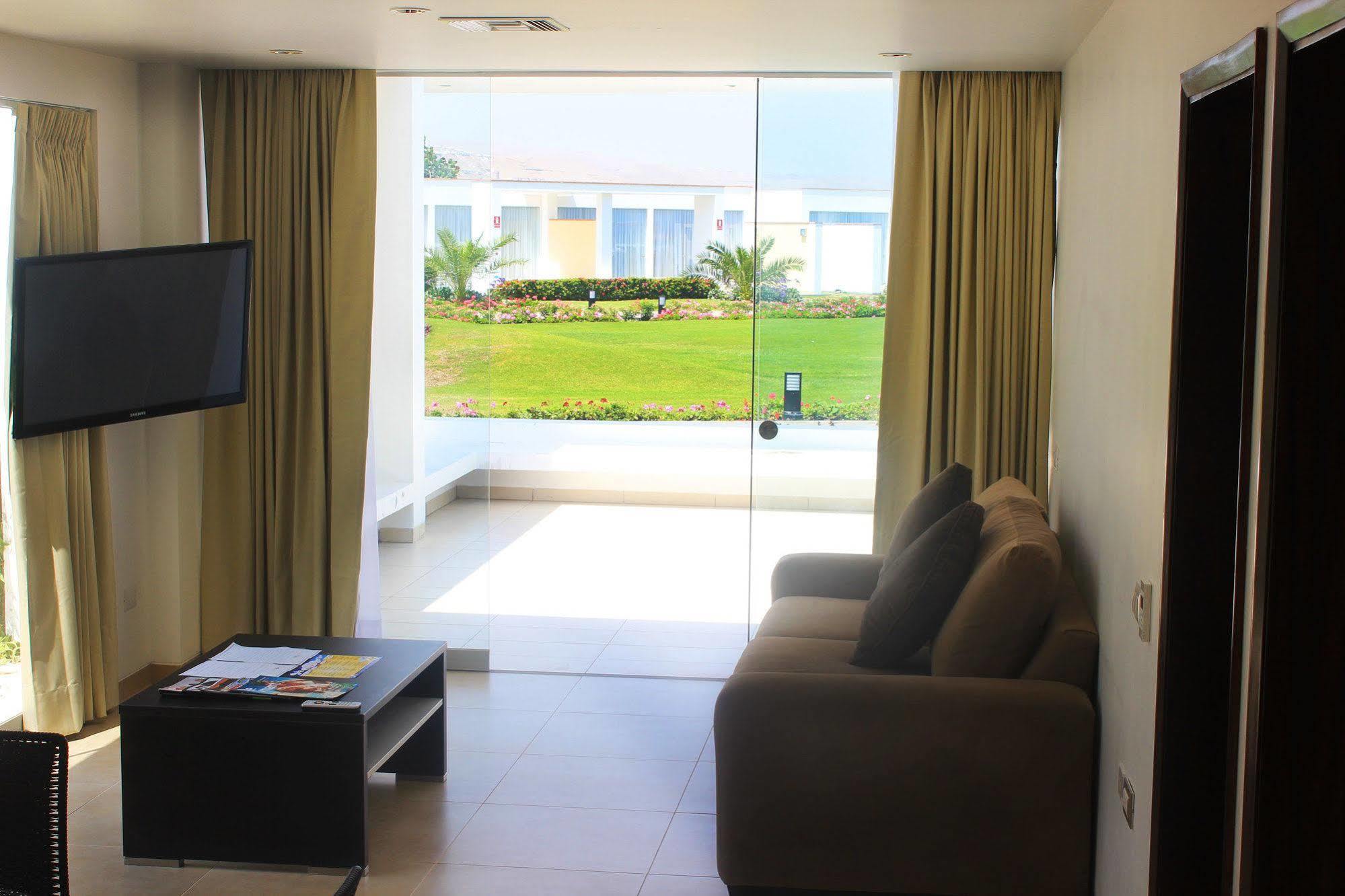 Vpx Hotel Asia Bagian luar foto
