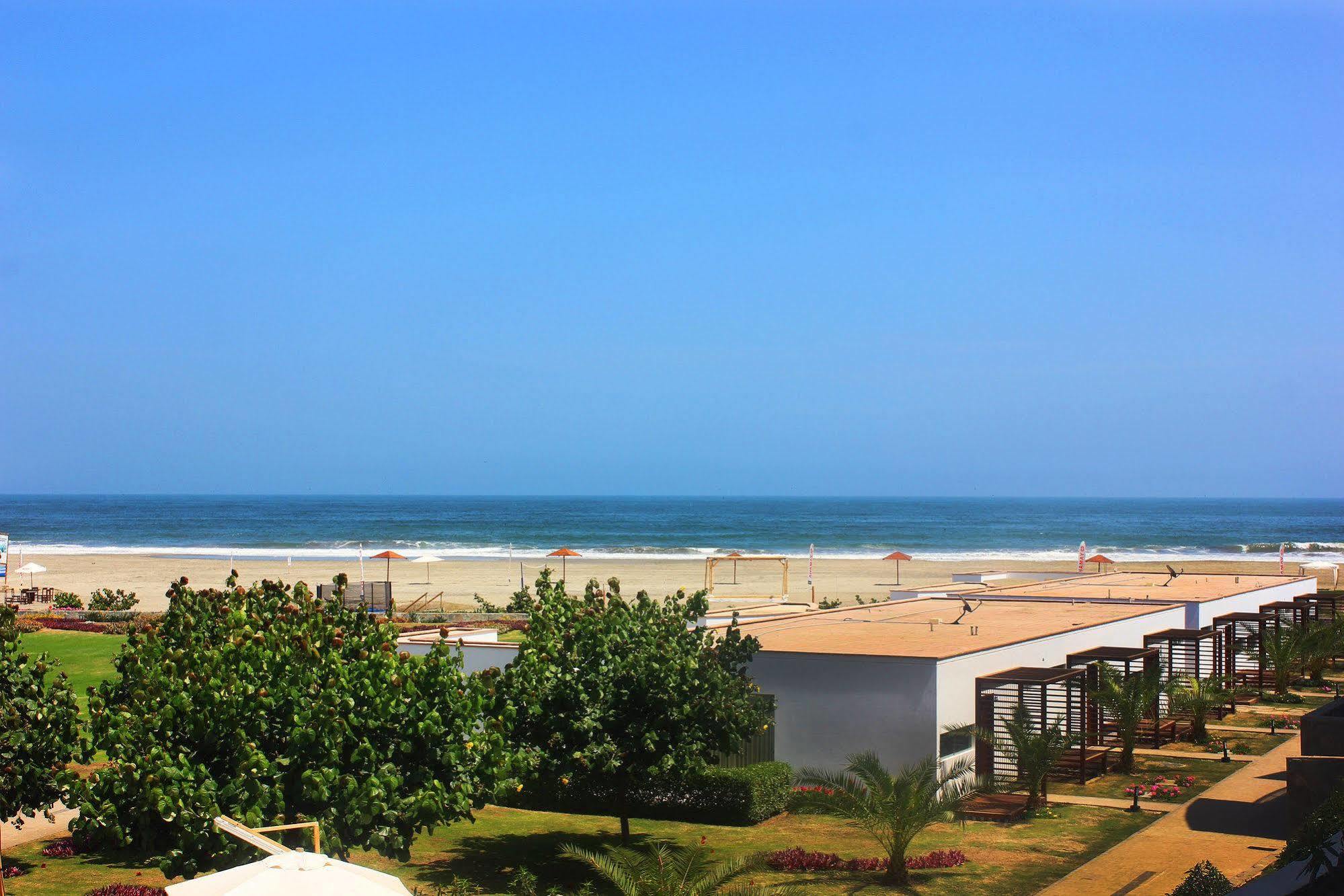 Vpx Hotel Asia Bagian luar foto
